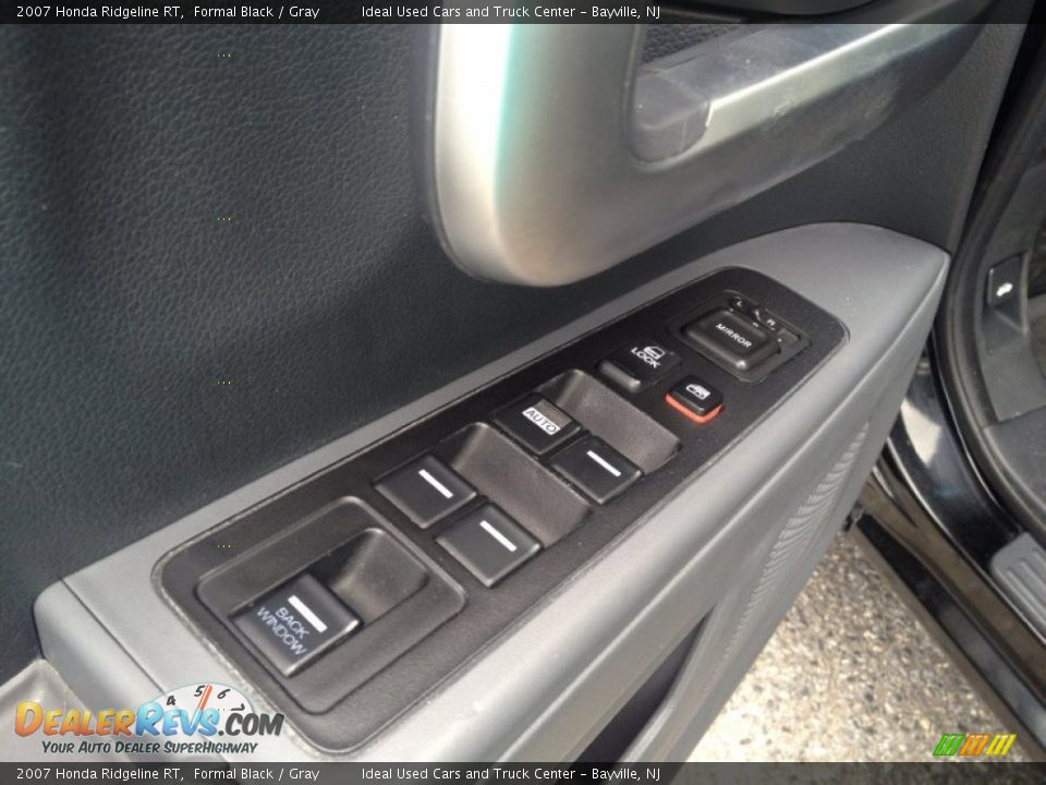 2007 Honda Ridgeline RT Formal Black / Gray Photo #24
