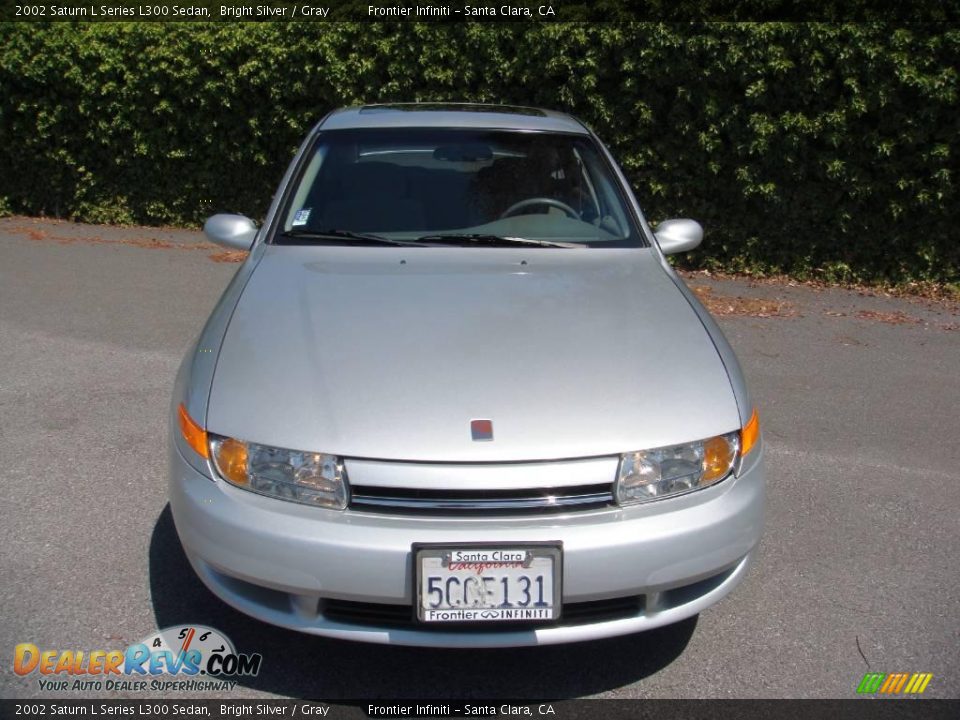 2002 Saturn L Series L300 Sedan Bright Silver / Gray Photo #5