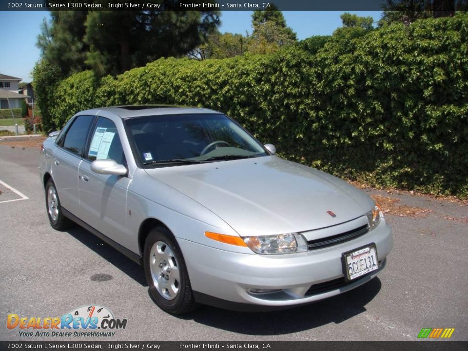 2002 Saturn L Series L300 Sedan Bright Silver / Gray Photo #7
