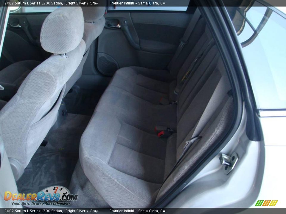 2002 Saturn L Series L300 Sedan Bright Silver / Gray Photo #15