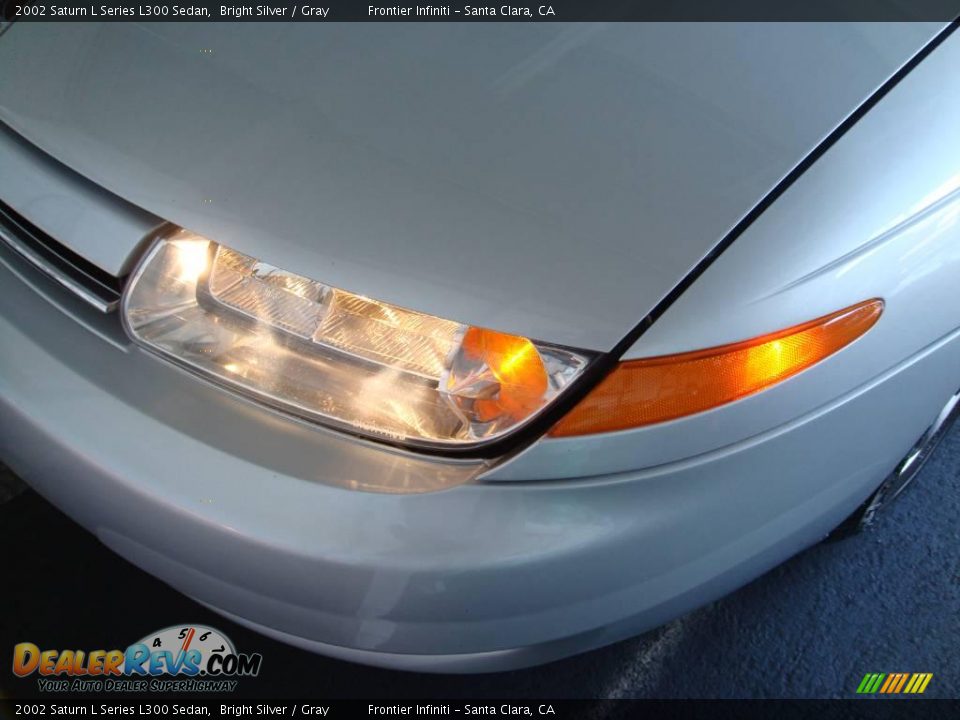 2002 Saturn L Series L300 Sedan Bright Silver / Gray Photo #25