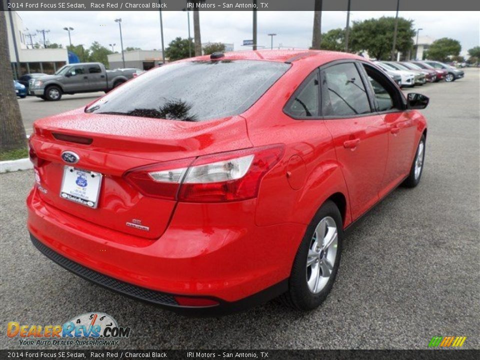 2014 Ford Focus SE Sedan Race Red / Charcoal Black Photo #5