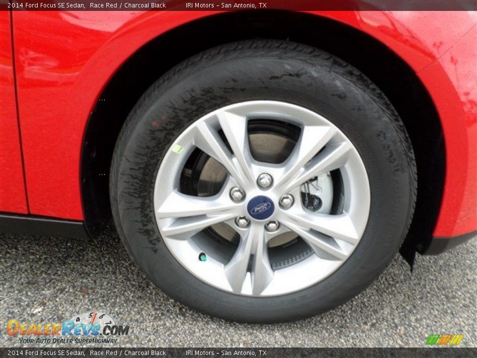 2014 Ford Focus SE Sedan Race Red / Charcoal Black Photo #8