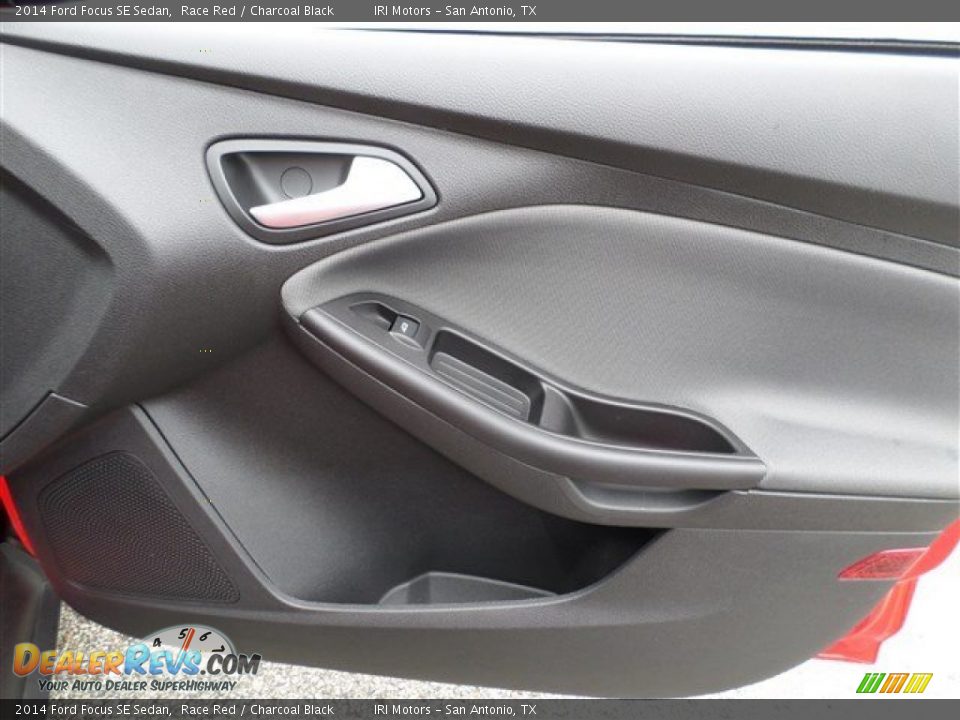 2014 Ford Focus SE Sedan Race Red / Charcoal Black Photo #10