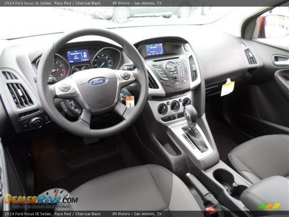 2014 Ford Focus SE Sedan Race Red / Charcoal Black Photo #15