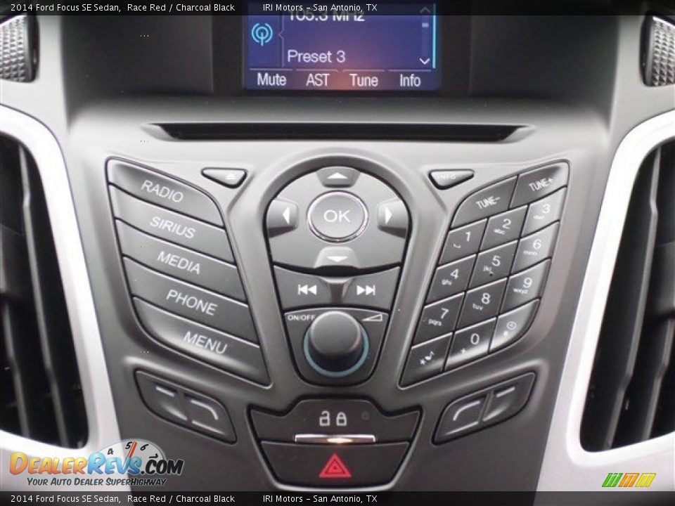 2014 Ford Focus SE Sedan Race Red / Charcoal Black Photo #20