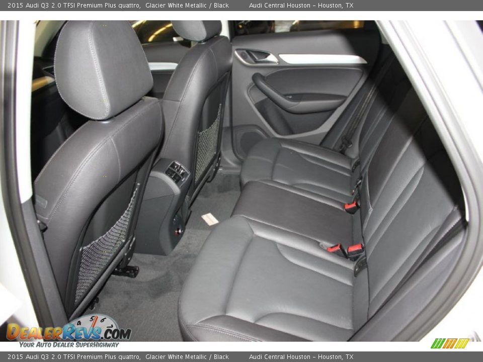 Rear Seat of 2015 Audi Q3 2.0 TFSI Premium Plus quattro Photo #27