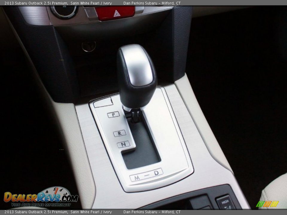 2013 Subaru Outback 2.5i Premium Satin White Pearl / Ivory Photo #12
