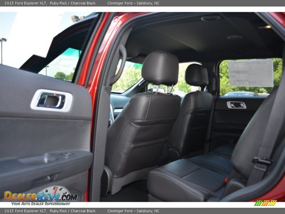 2015 Ford Explorer XLT Ruby Red / Charcoal Black Photo #8