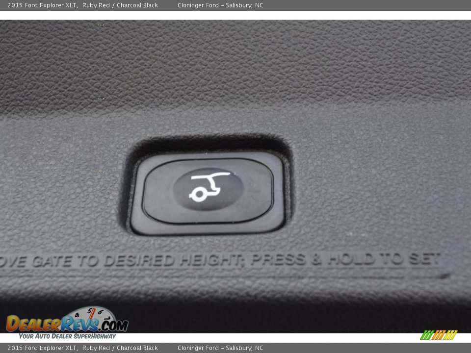 2015 Ford Explorer XLT Ruby Red / Charcoal Black Photo #10