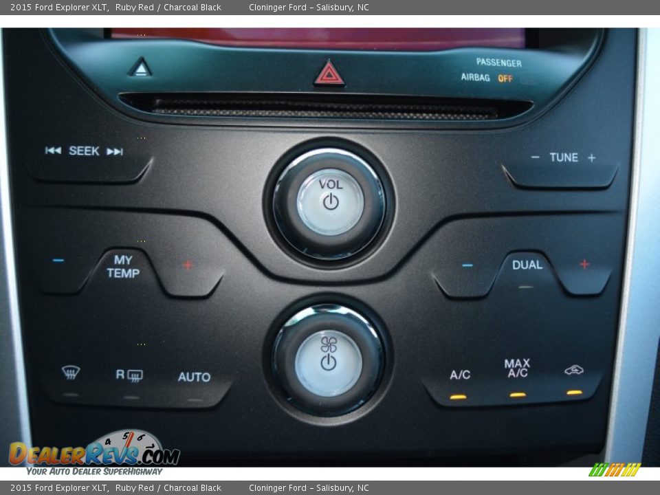 2015 Ford Explorer XLT Ruby Red / Charcoal Black Photo #18