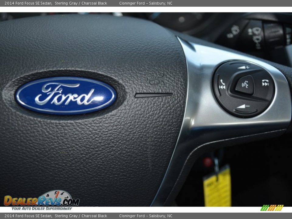2014 Ford Focus SE Sedan Sterling Gray / Charcoal Black Photo #16