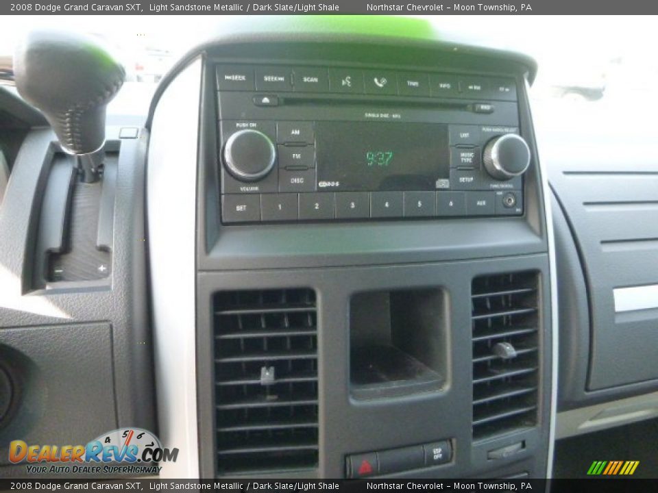 2008 Dodge Grand Caravan SXT Light Sandstone Metallic / Dark Slate/Light Shale Photo #17