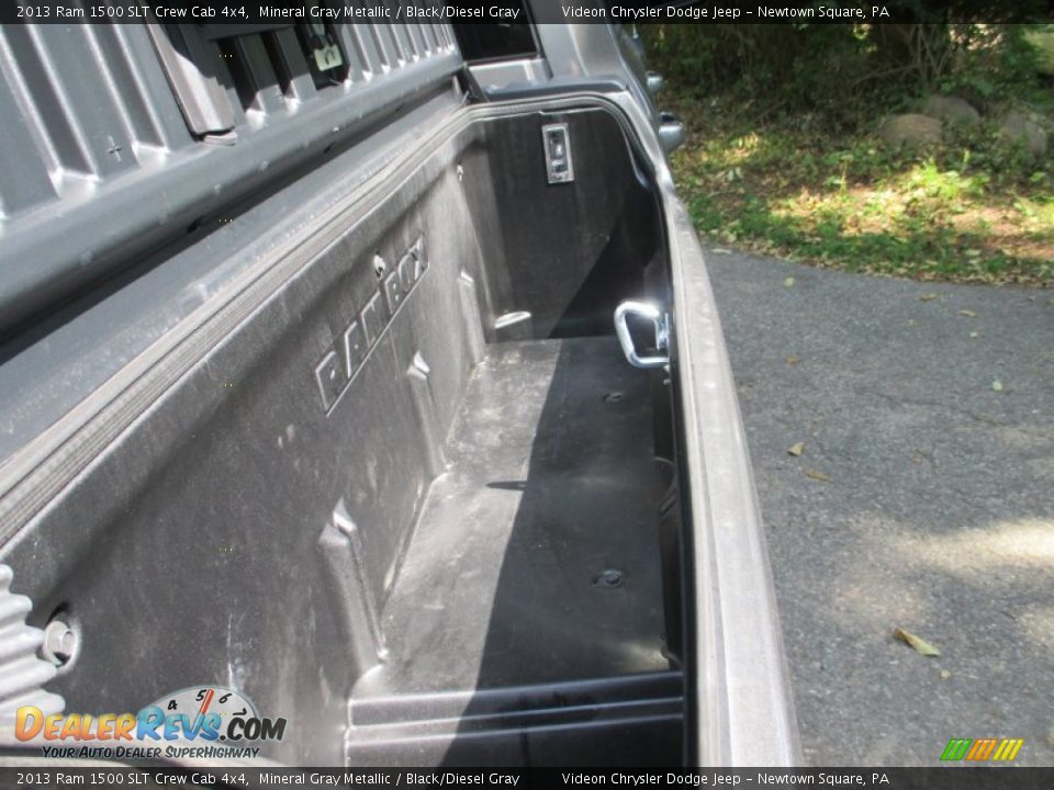 2013 Ram 1500 SLT Crew Cab 4x4 Mineral Gray Metallic / Black/Diesel Gray Photo #18