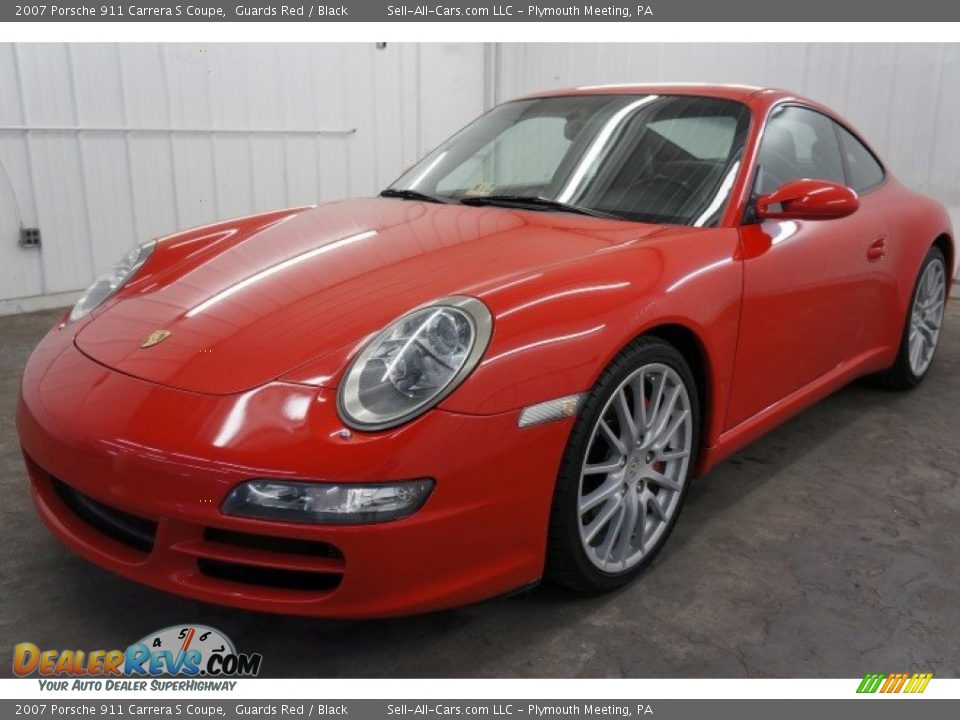 Front 3/4 View of 2007 Porsche 911 Carrera S Coupe Photo #16