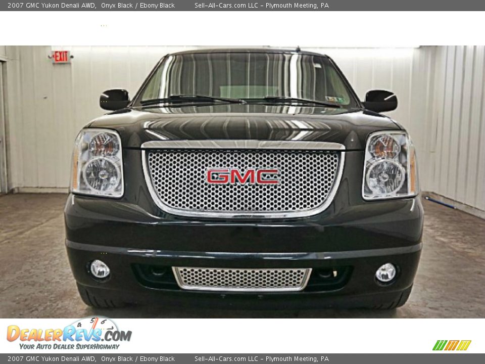 2007 GMC Yukon Denali AWD Onyx Black / Ebony Black Photo #3