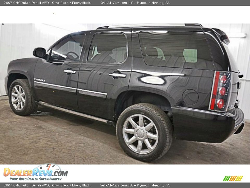 2007 GMC Yukon Denali AWD Onyx Black / Ebony Black Photo #7