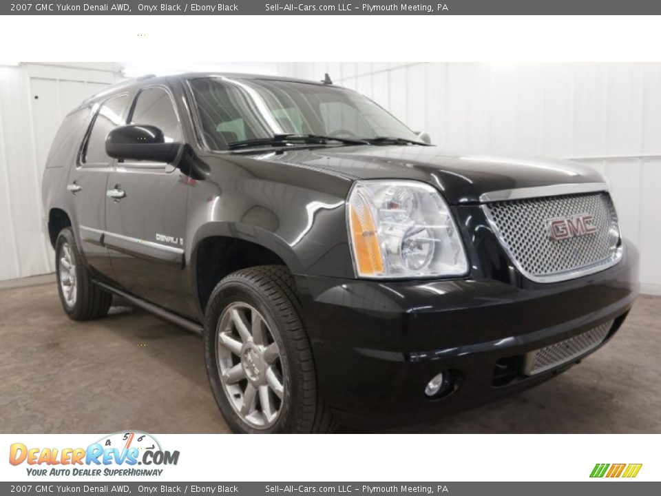 2007 GMC Yukon Denali AWD Onyx Black / Ebony Black Photo #17