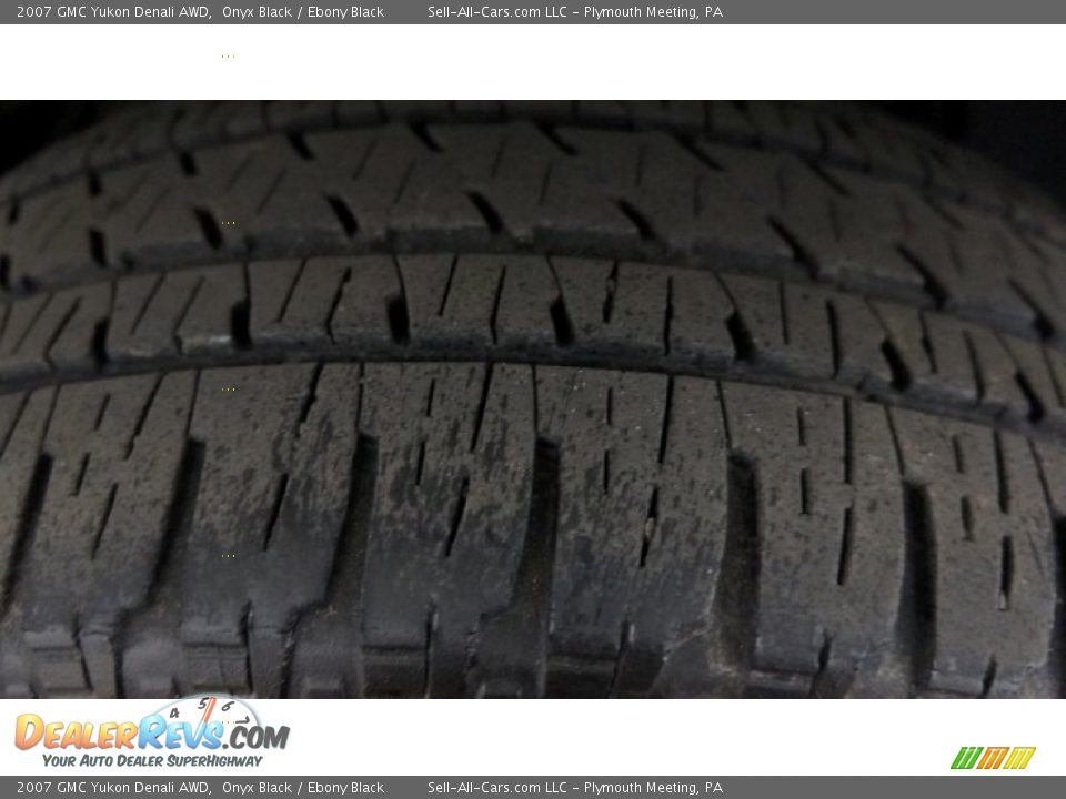 2007 GMC Yukon Denali AWD Onyx Black / Ebony Black Photo #26