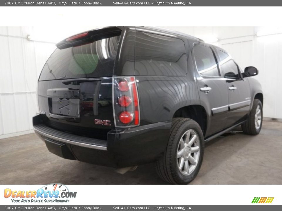 2007 GMC Yukon Denali AWD Onyx Black / Ebony Black Photo #28