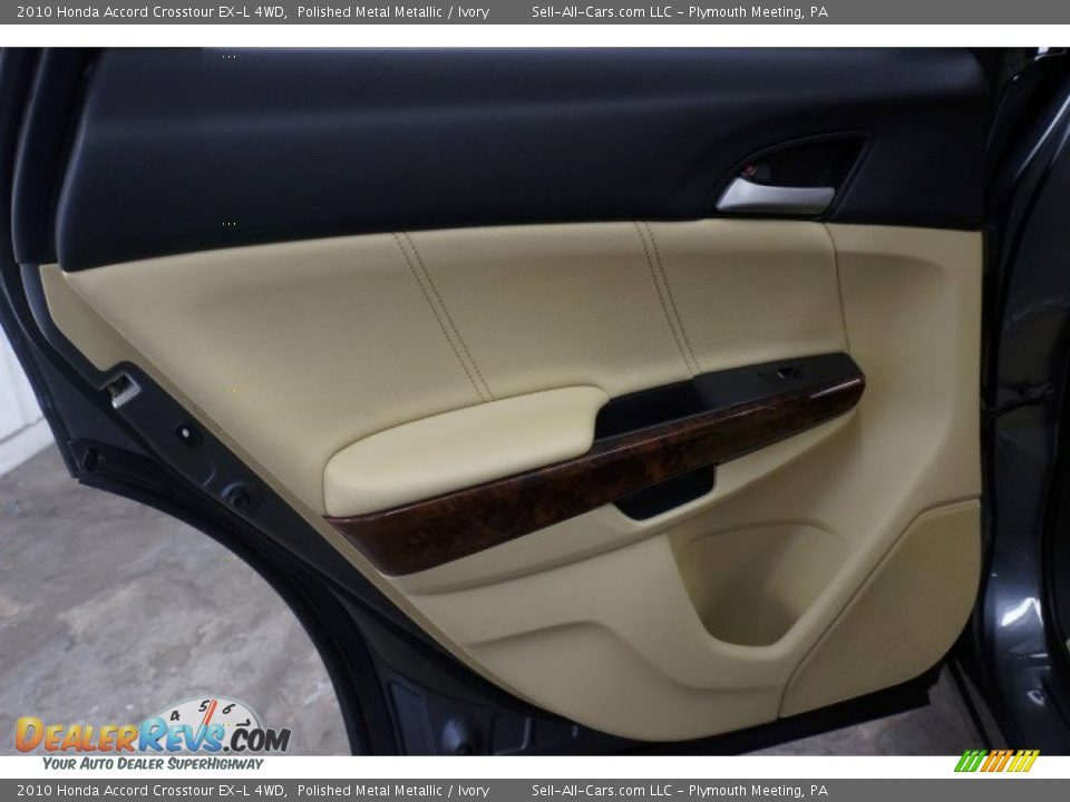 2010 Honda Accord Crosstour EX-L 4WD Polished Metal Metallic / Ivory Photo #32