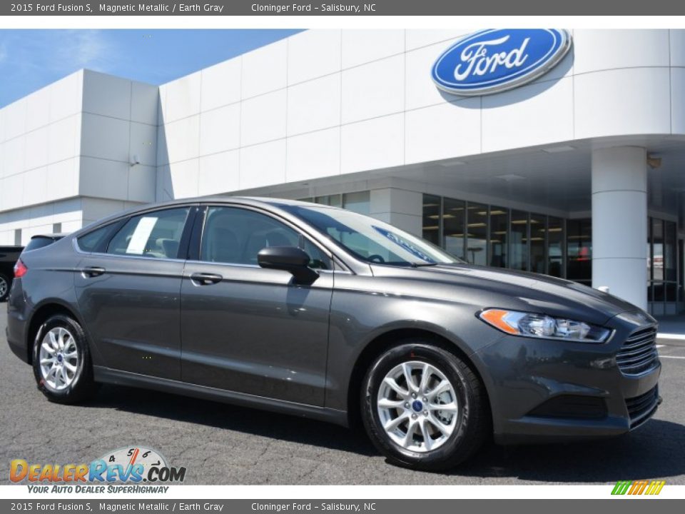 2015 Ford Fusion S Magnetic Metallic / Earth Gray Photo #1