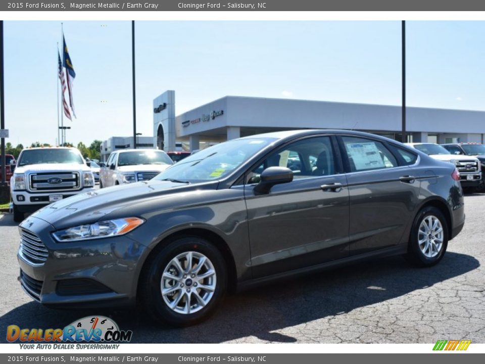 2015 Ford Fusion S Magnetic Metallic / Earth Gray Photo #3