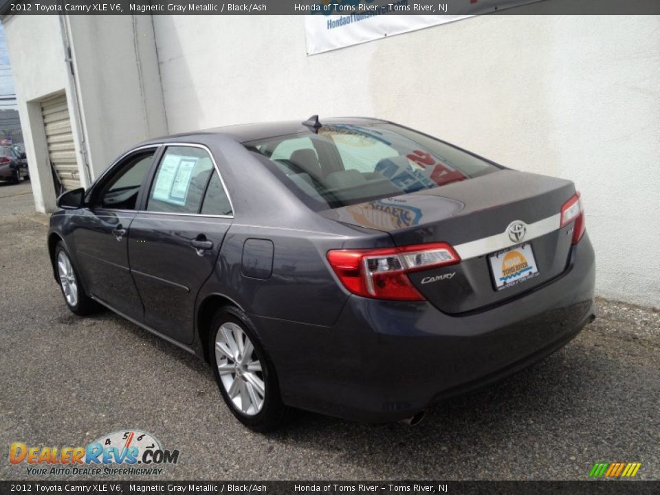 2012 Toyota Camry XLE V6 Magnetic Gray Metallic / Black/Ash Photo #7