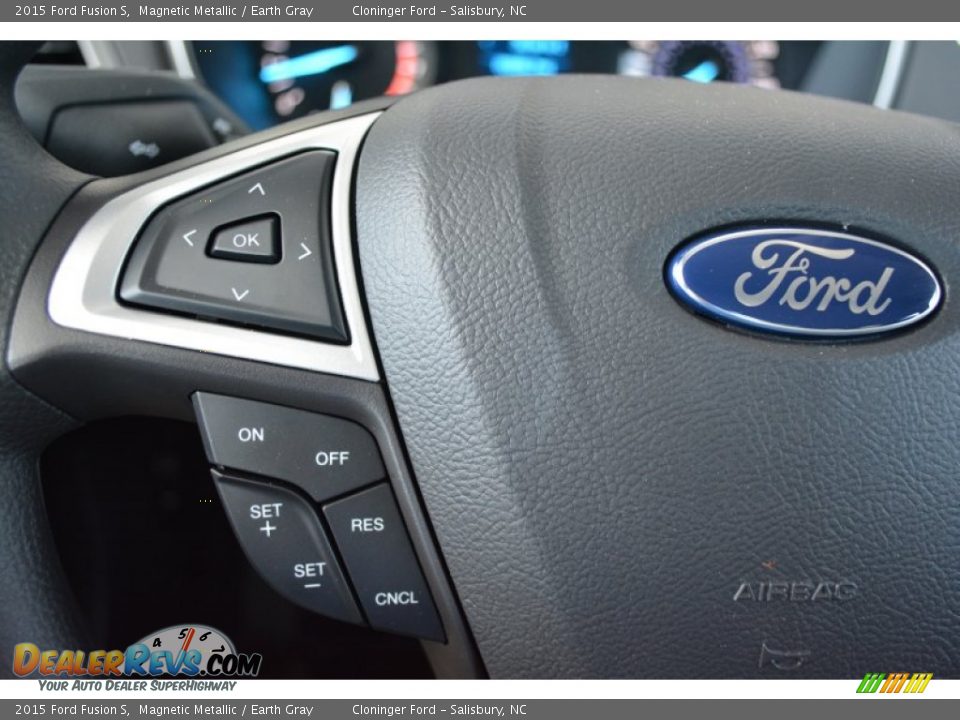 2015 Ford Fusion S Magnetic Metallic / Earth Gray Photo #18