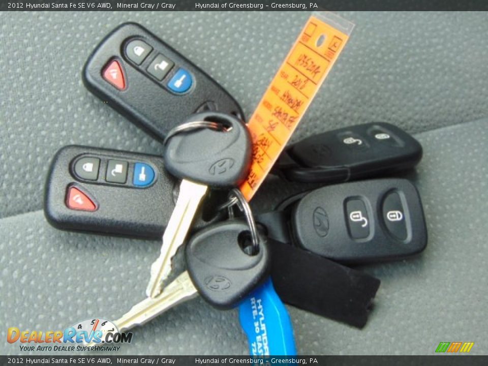 2012 Hyundai Santa Fe SE V6 AWD Mineral Gray / Gray Photo #23