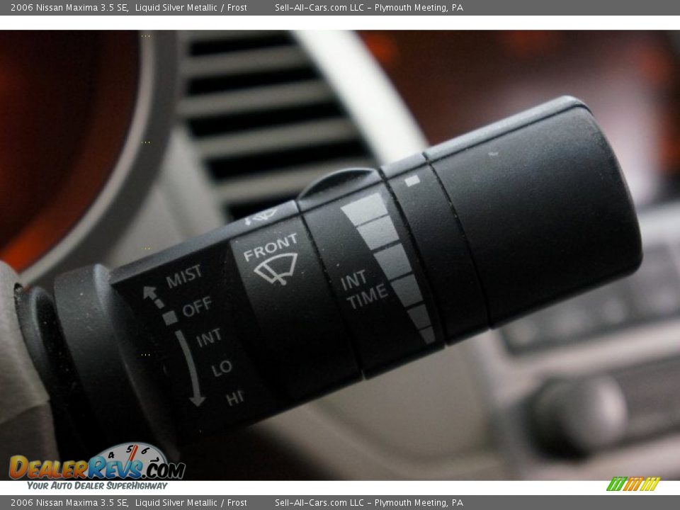 2006 Nissan Maxima 3.5 SE Liquid Silver Metallic / Frost Photo #33