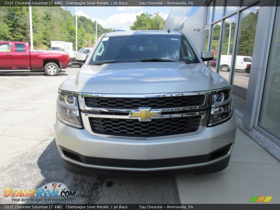 2015 Chevrolet Suburban LT 4WD Champagne Silver Metallic / Jet Black Photo #8