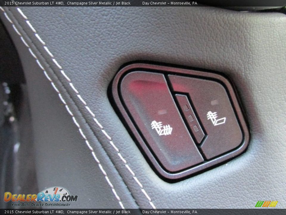 2015 Chevrolet Suburban LT 4WD Champagne Silver Metallic / Jet Black Photo #17