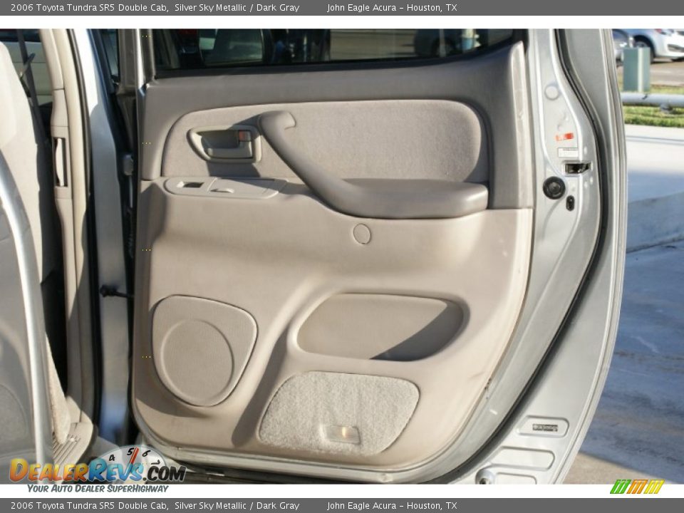 2006 Toyota Tundra SR5 Double Cab Silver Sky Metallic / Dark Gray Photo #17