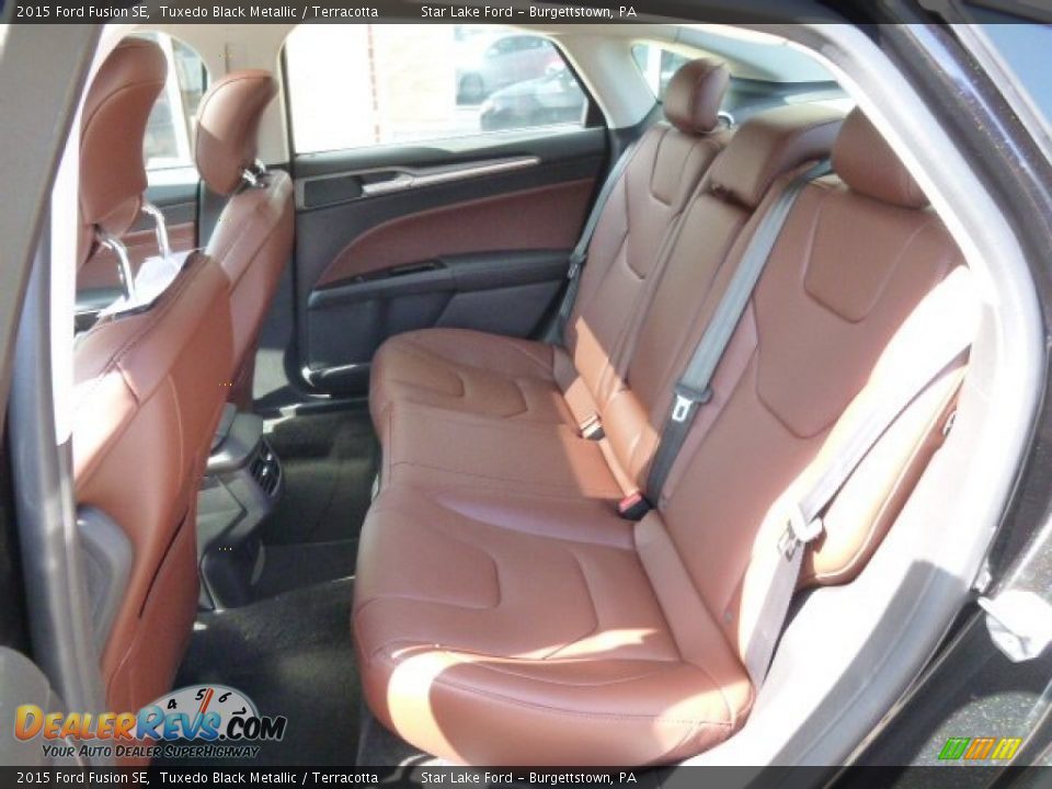 Rear Seat of 2015 Ford Fusion SE Photo #10