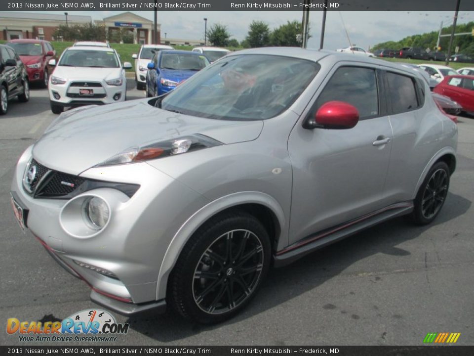 Front 3/4 View of 2013 Nissan Juke NISMO AWD Photo #3