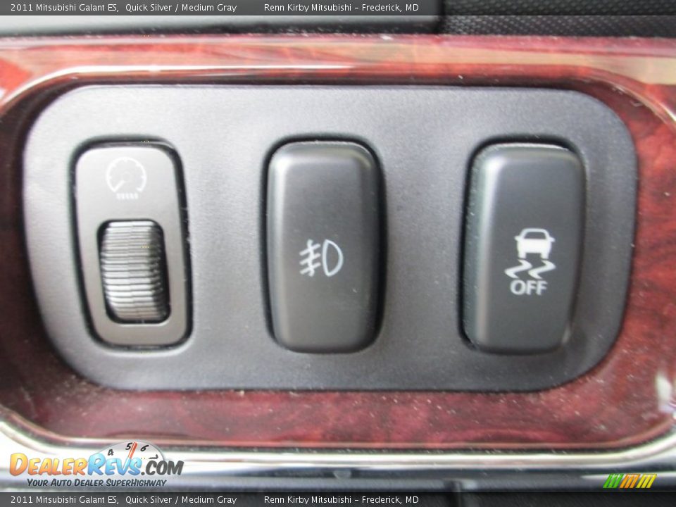 2011 Mitsubishi Galant ES Quick Silver / Medium Gray Photo #14