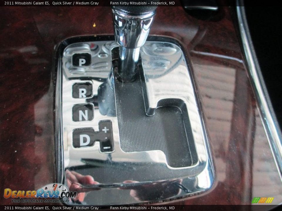 2011 Mitsubishi Galant ES Quick Silver / Medium Gray Photo #22