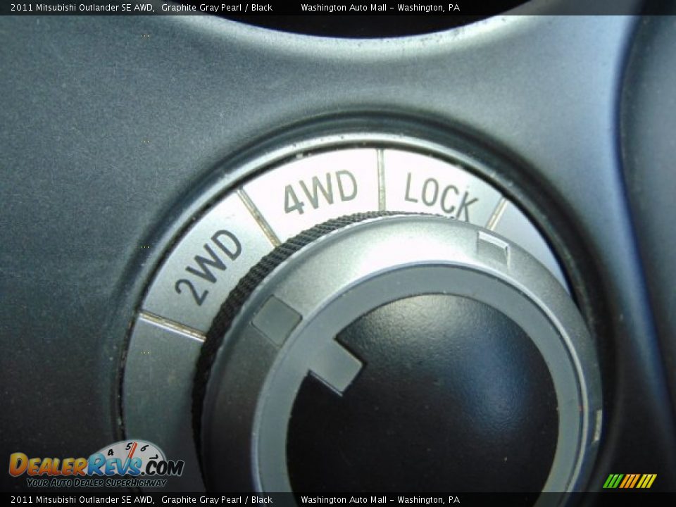 2011 Mitsubishi Outlander SE AWD Graphite Gray Pearl / Black Photo #12