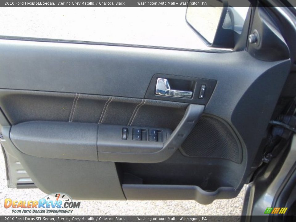 2010 Ford Focus SEL Sedan Sterling Grey Metallic / Charcoal Black Photo #11