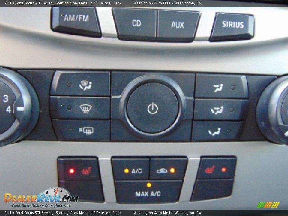 2010 Ford Focus SEL Sedan Sterling Grey Metallic / Charcoal Black Photo #16
