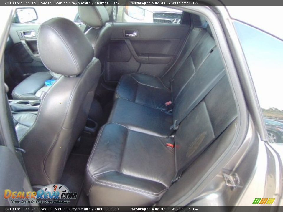 2010 Ford Focus SEL Sedan Sterling Grey Metallic / Charcoal Black Photo #17