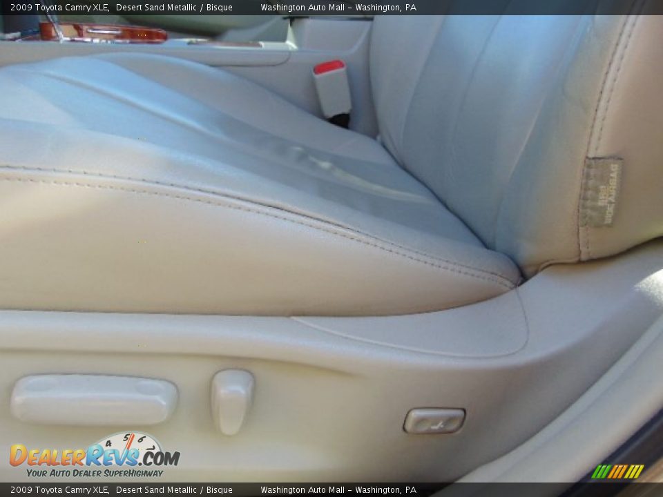 2009 Toyota Camry XLE Desert Sand Metallic / Bisque Photo #12