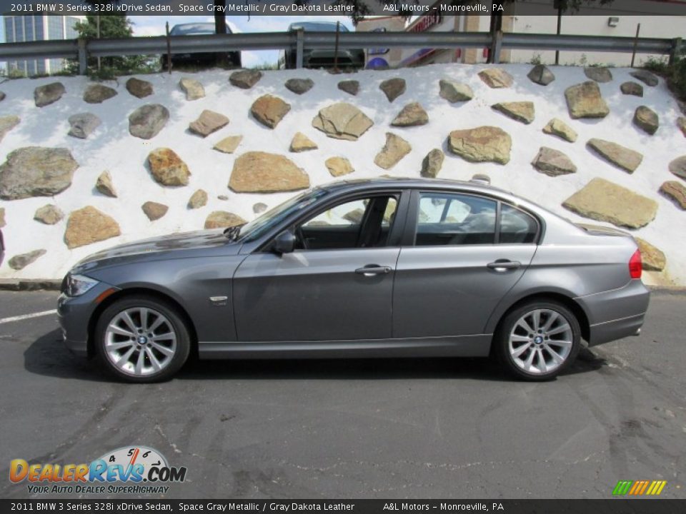 2011 BMW 3 Series 328i xDrive Sedan Space Gray Metallic / Gray Dakota Leather Photo #2