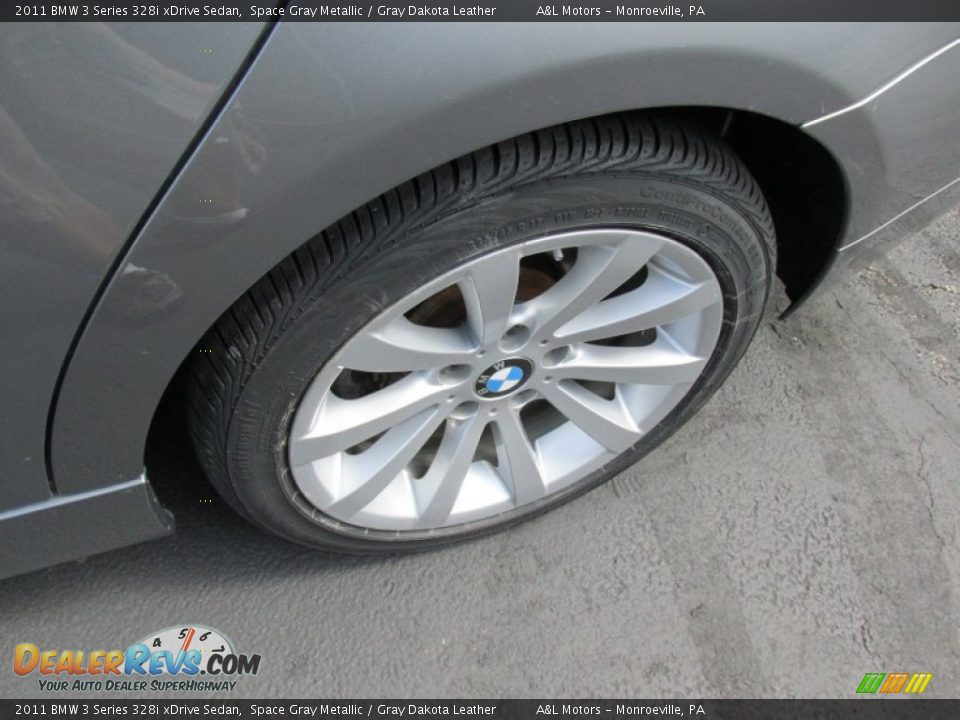 2011 BMW 3 Series 328i xDrive Sedan Space Gray Metallic / Gray Dakota Leather Photo #3