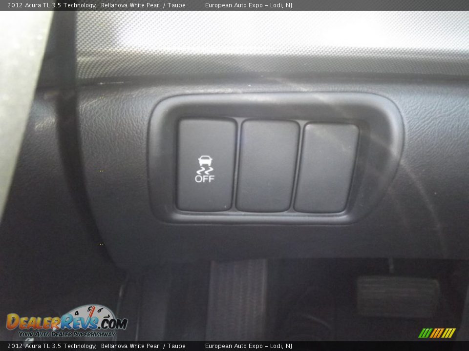 2012 Acura TL 3.5 Technology Bellanova White Pearl / Taupe Photo #26