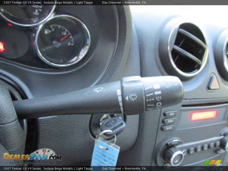 2007 Pontiac G6 V6 Sedan Sedona Beige Metallic / Light Taupe Photo #35