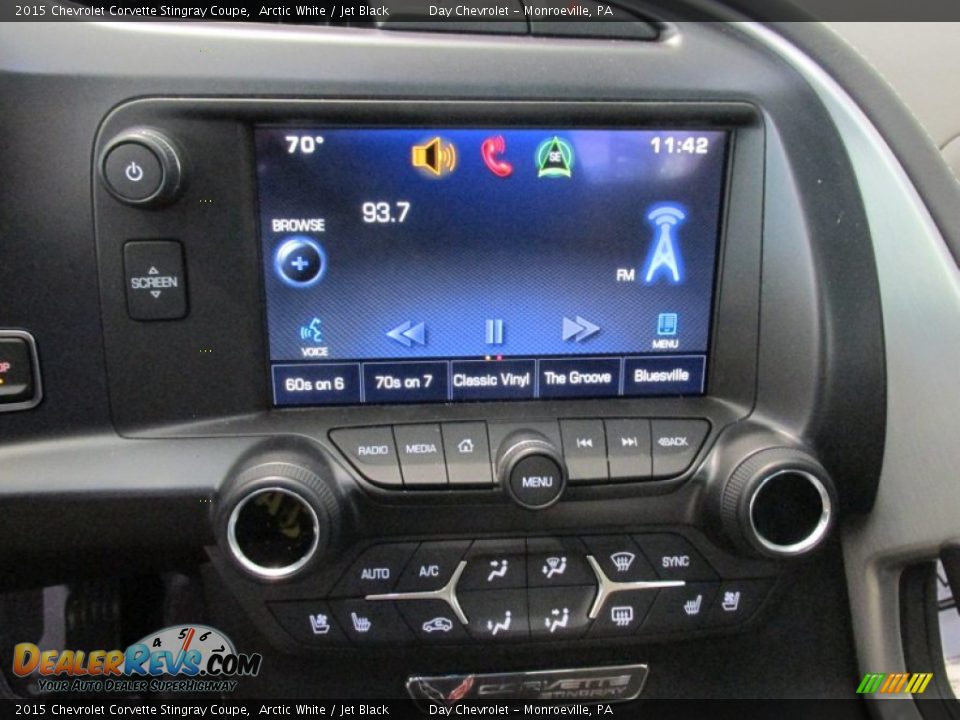 Controls of 2015 Chevrolet Corvette Stingray Coupe Photo #14