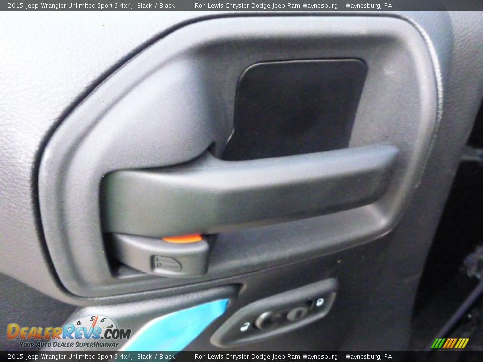 2015 Jeep Wrangler Unlimited Sport S 4x4 Black / Black Photo #12