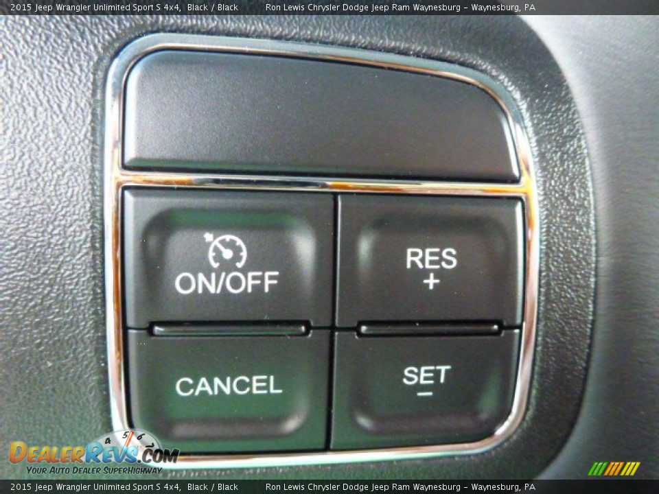 Controls of 2015 Jeep Wrangler Unlimited Sport S 4x4 Photo #17